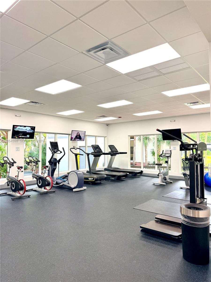 17021 N Bay Road