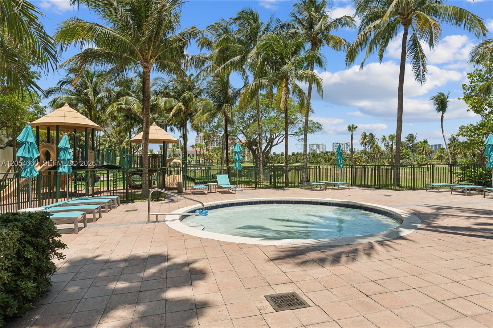 19501 W Country Club Drive