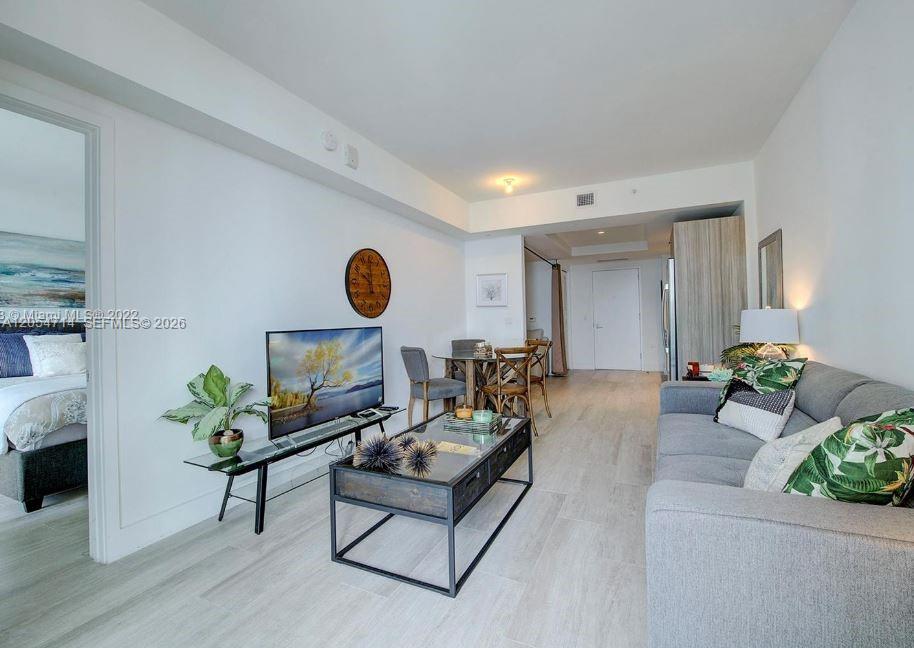 121 NE 34th Street