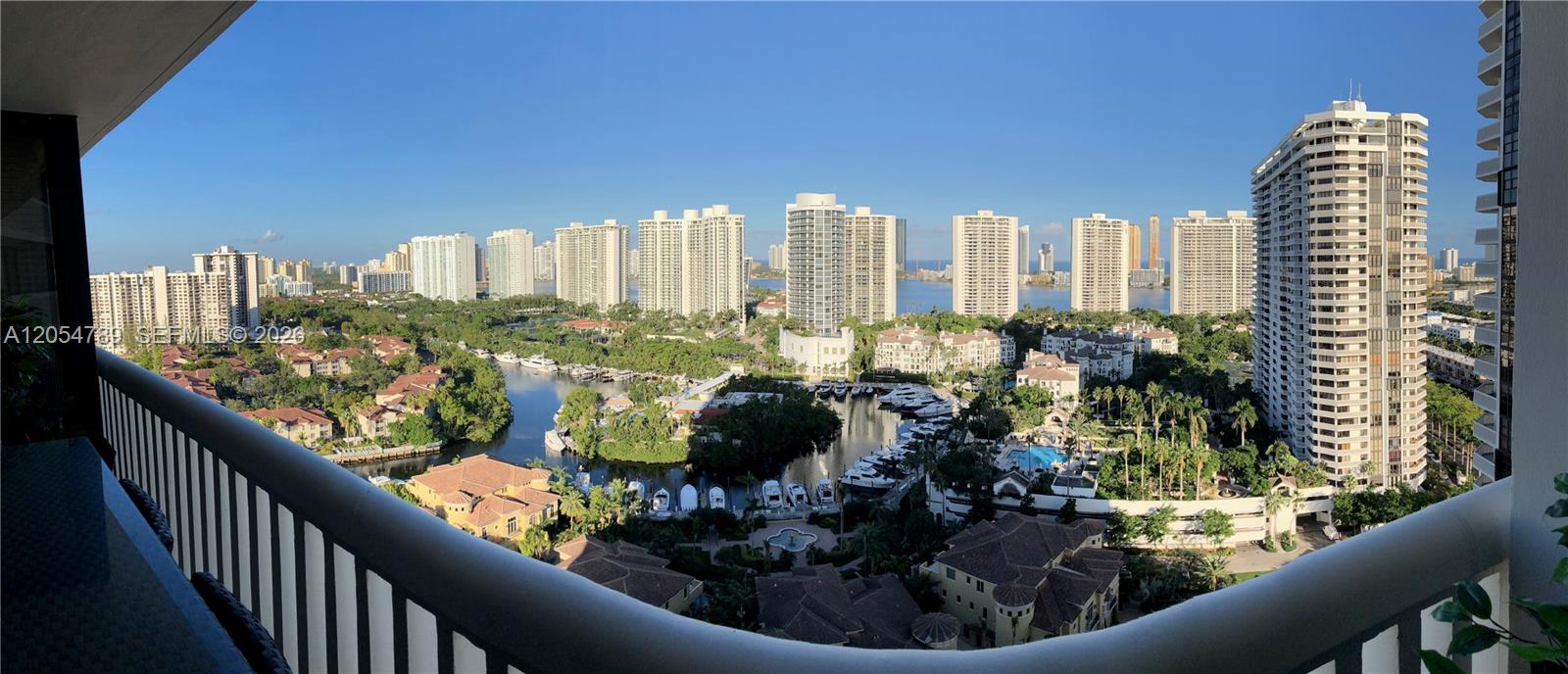 1000 Island Boulevard