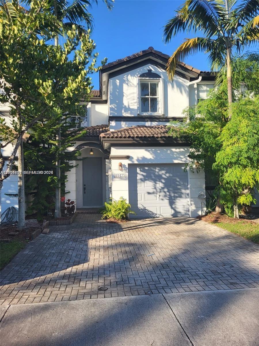 11425 NW 76th Terrace