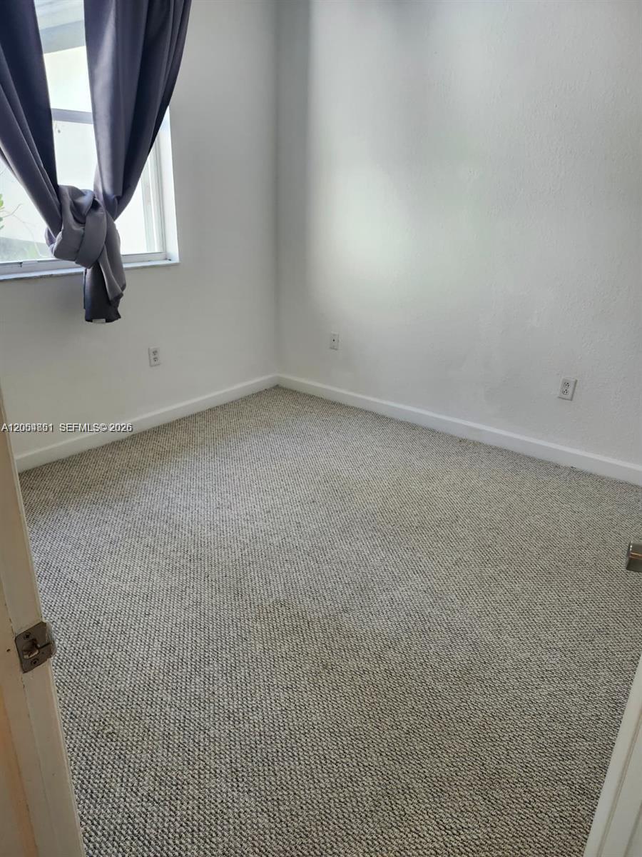 11425 NW 76th Terrace