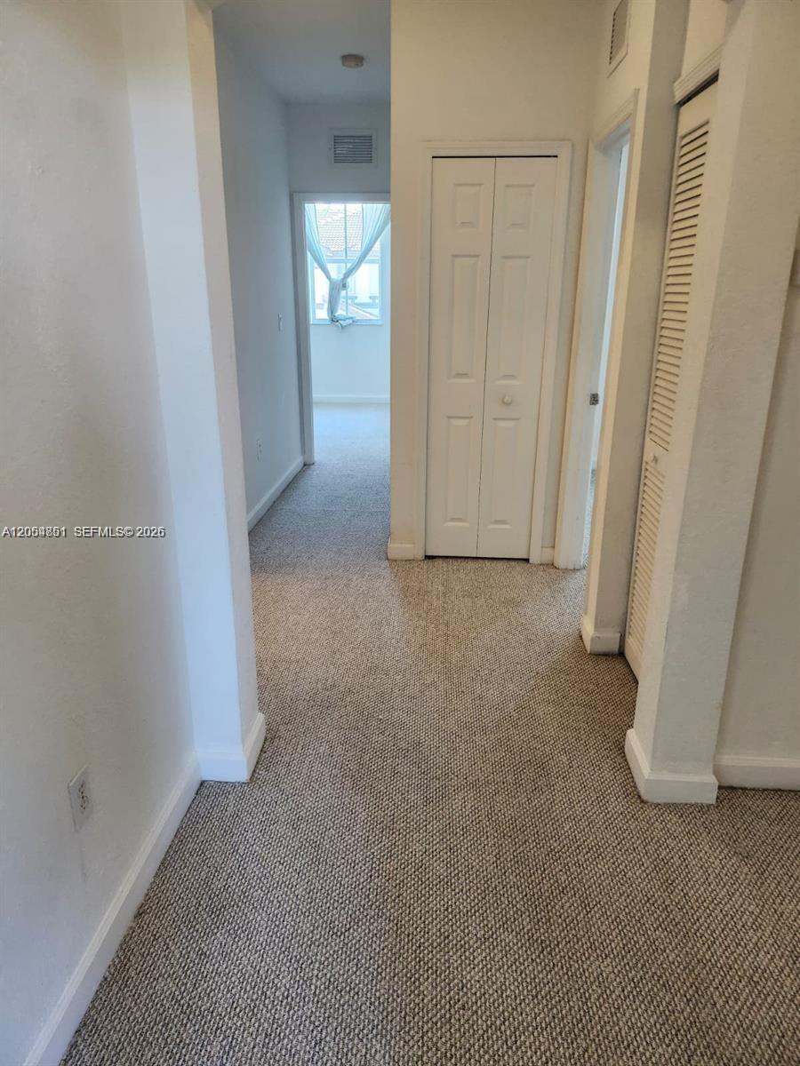 11425 NW 76th Terrace