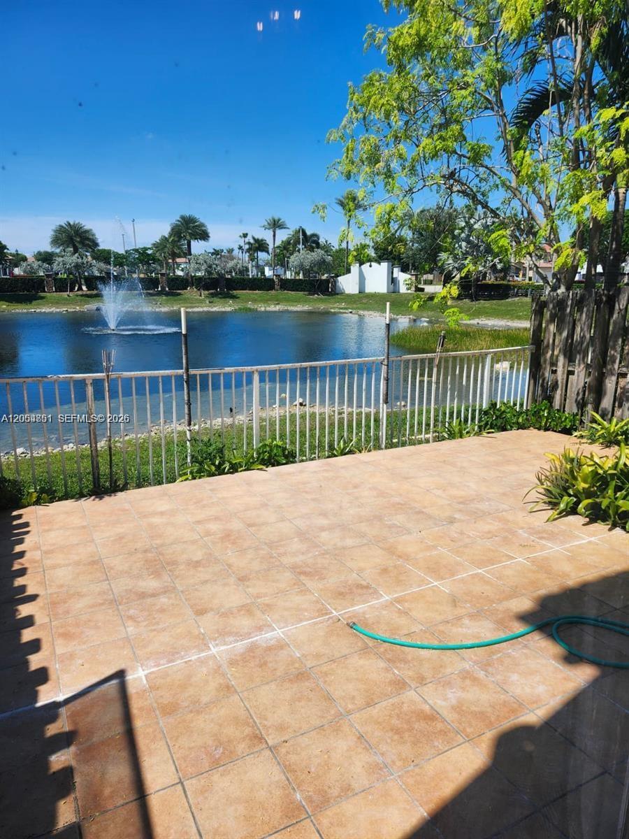 11425 NW 76th Terrace