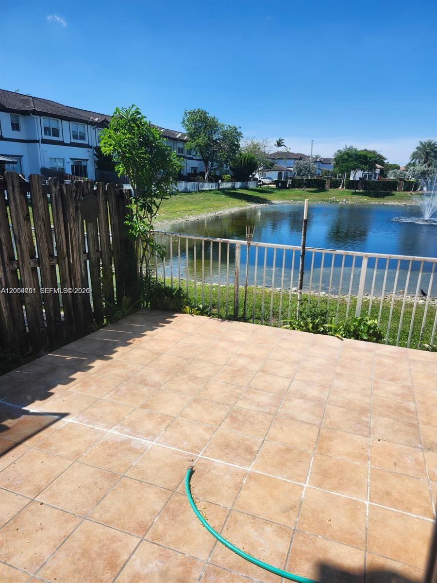 11425 NW 76th Terrace