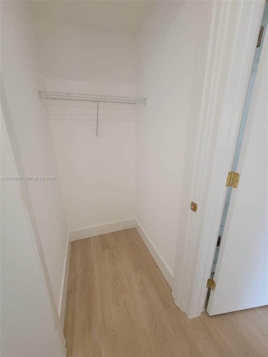 90 NE 32 Street