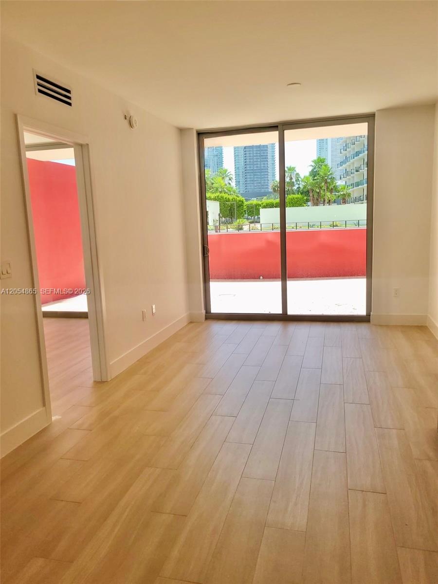 90 NE 32 Street