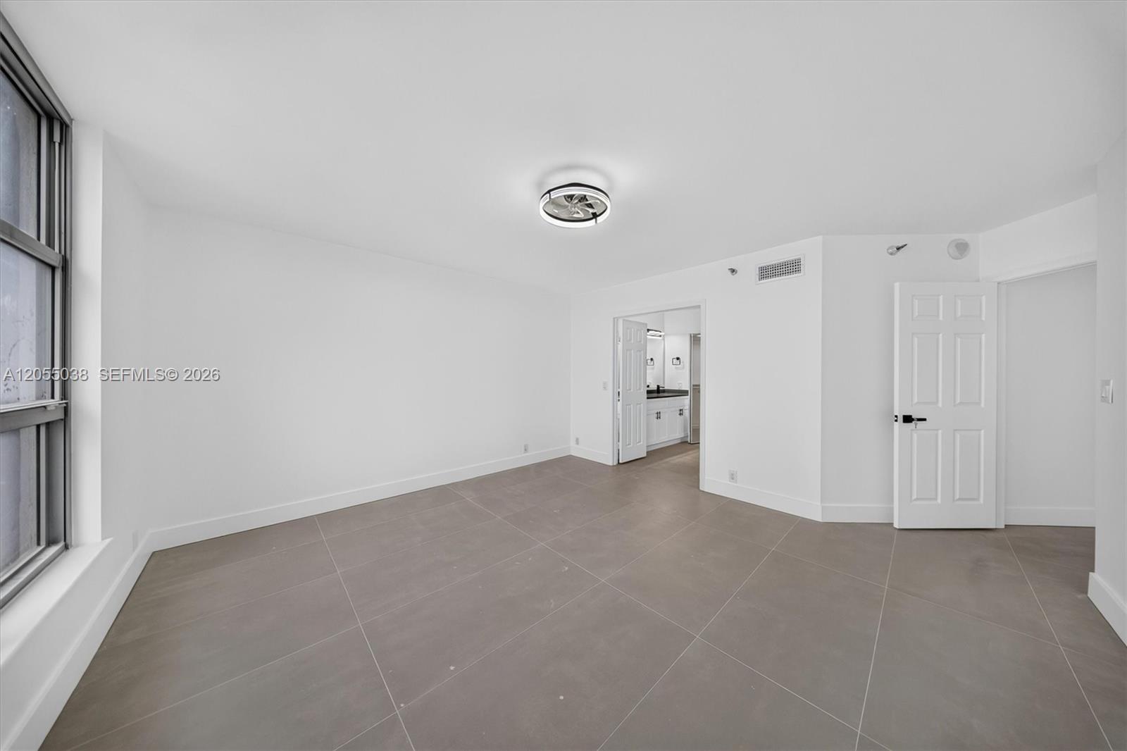 3530 Mystic Pointe Drive