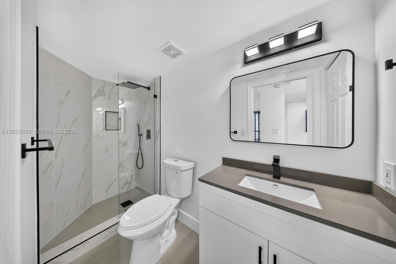 3530 Mystic Pointe Drive