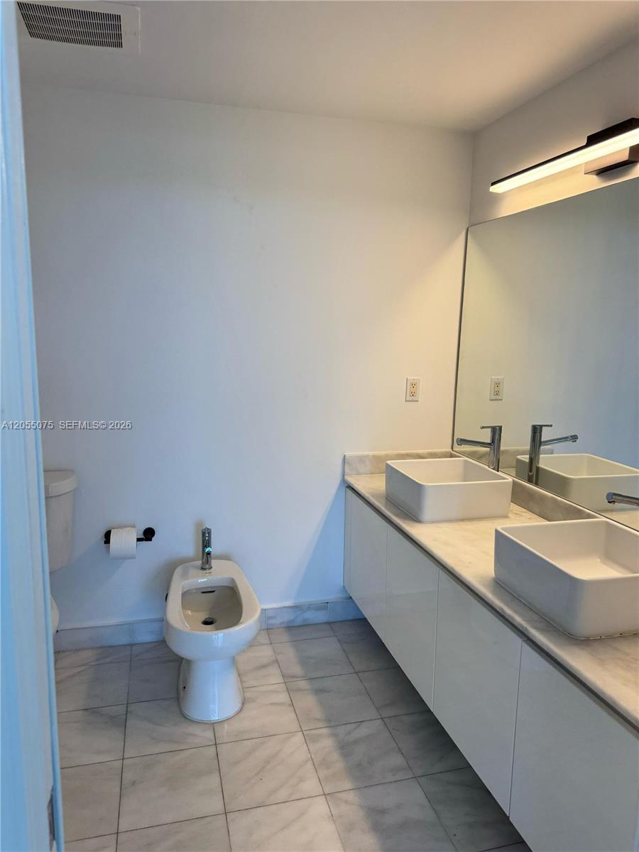 601 NE 36th Street