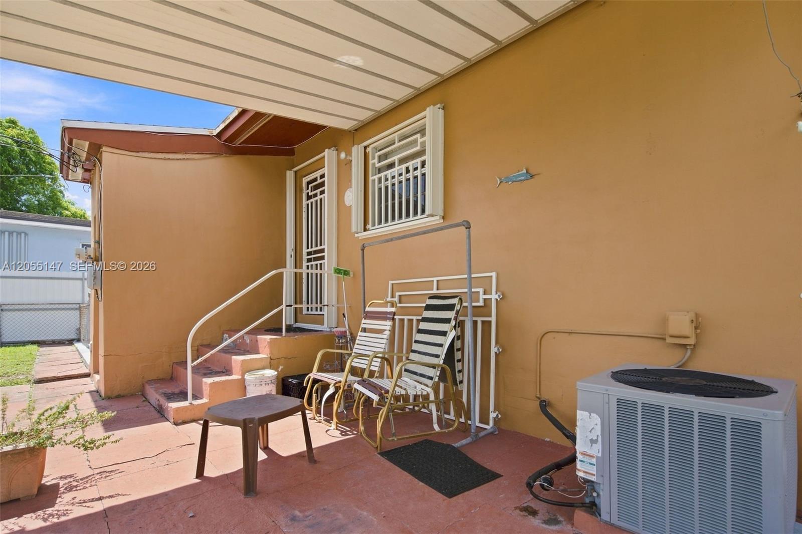 636 E 48th Street