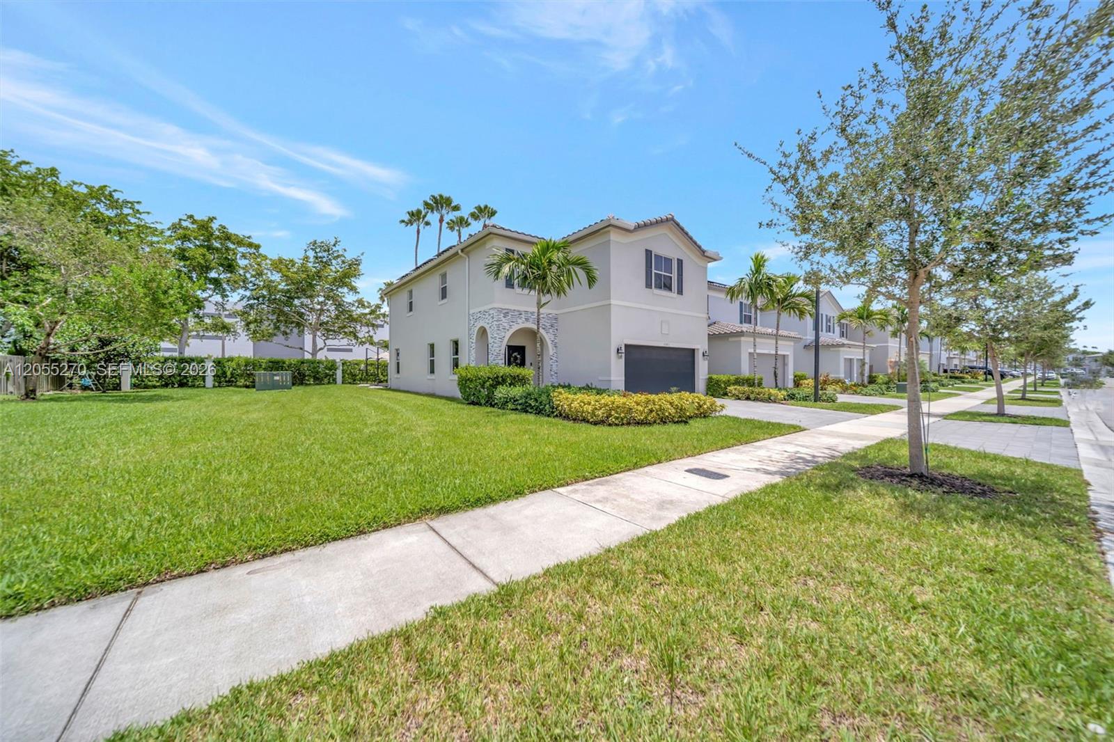 1361 SE 27th Terrace