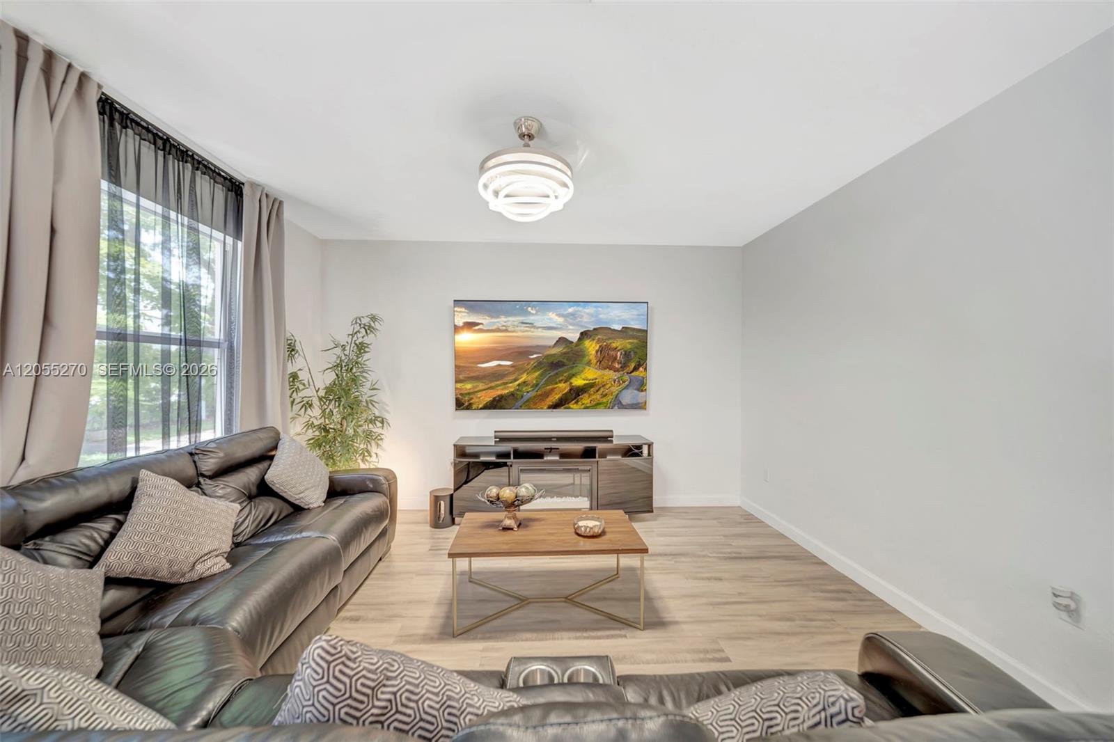 1361 SE 27th Terrace