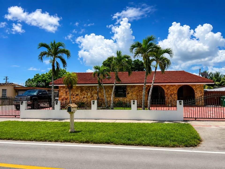 11220 SW 47th Terrace