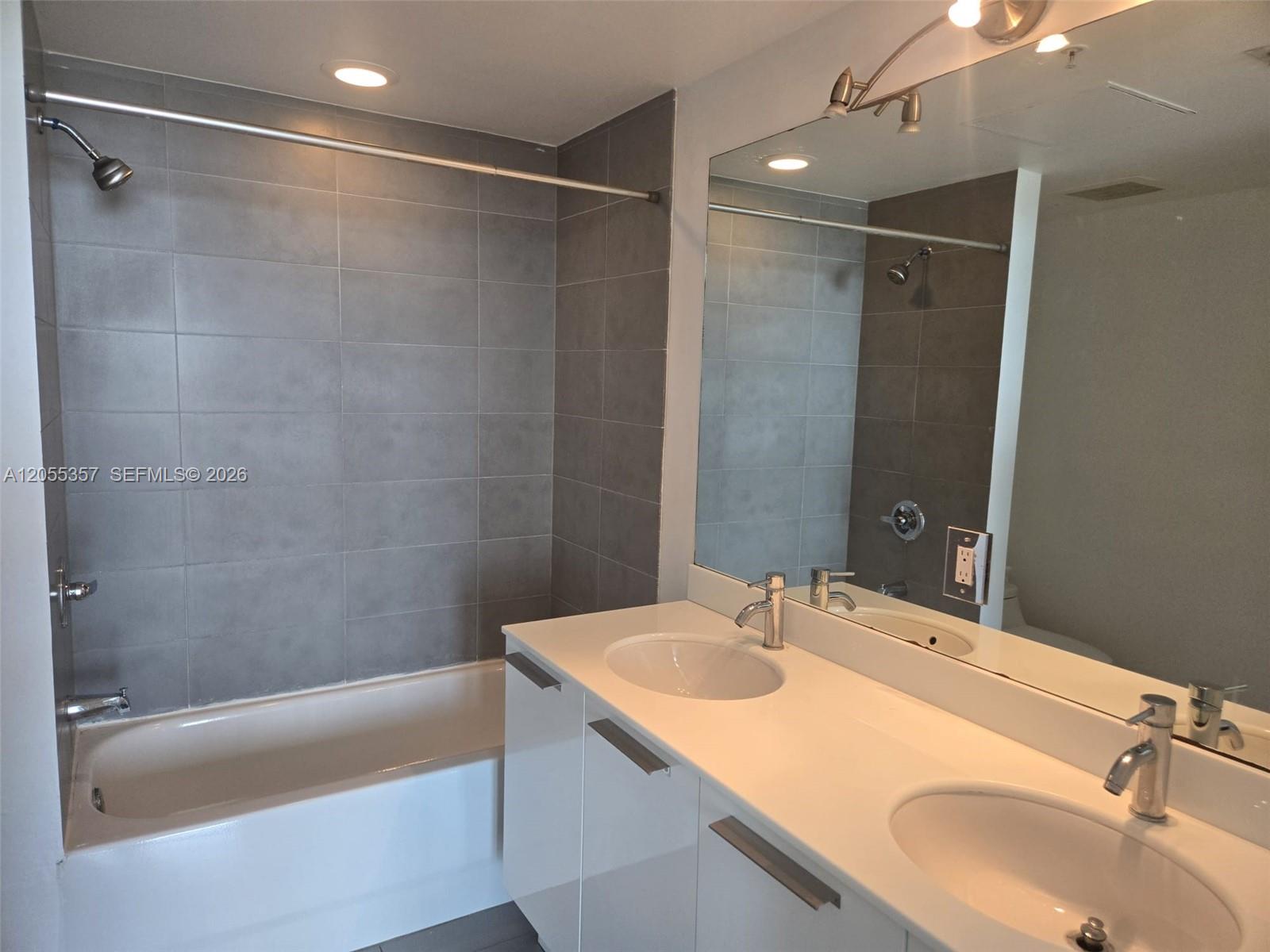 92 SW 3rd Street