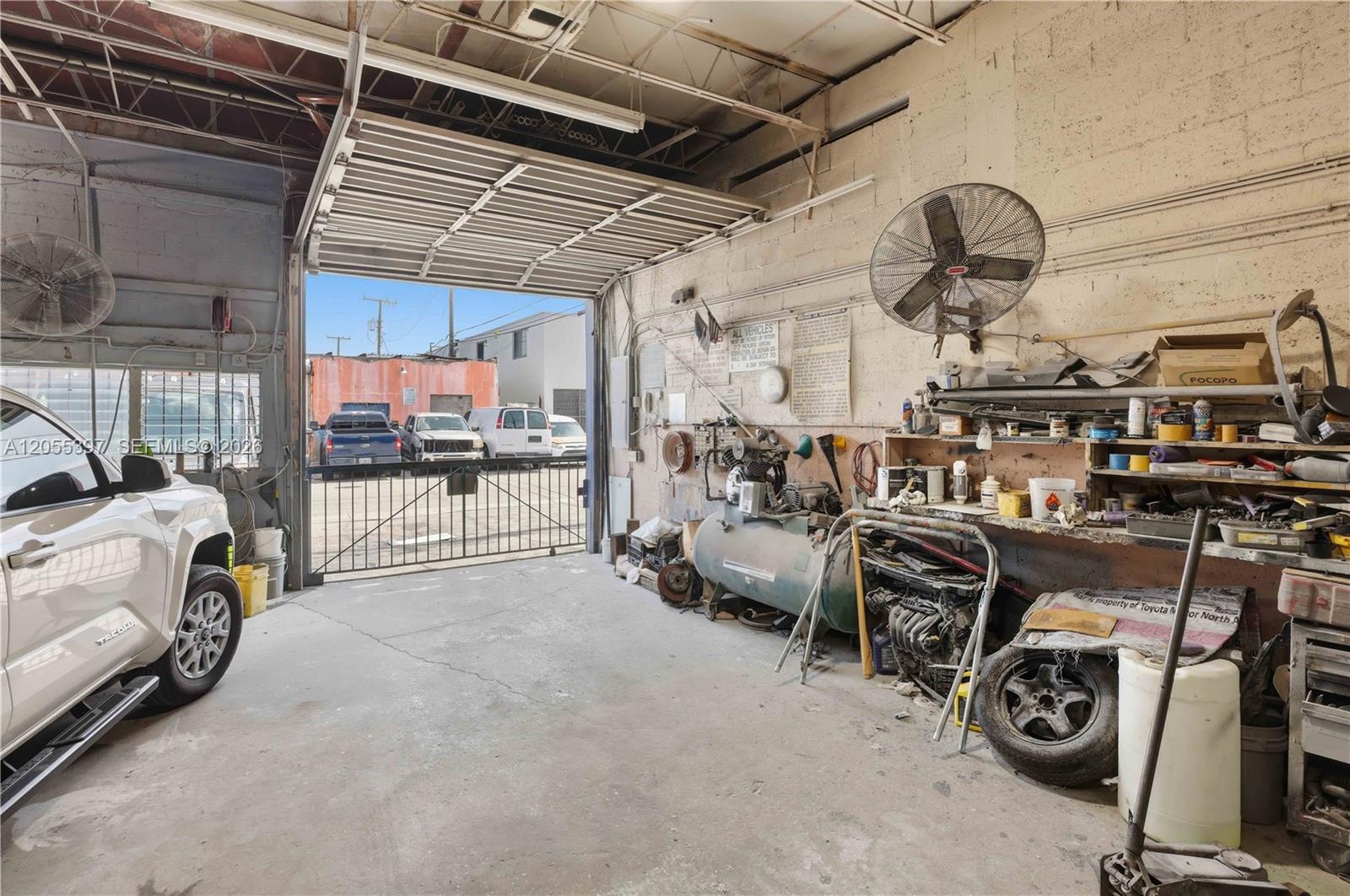 1081 E 47th Street