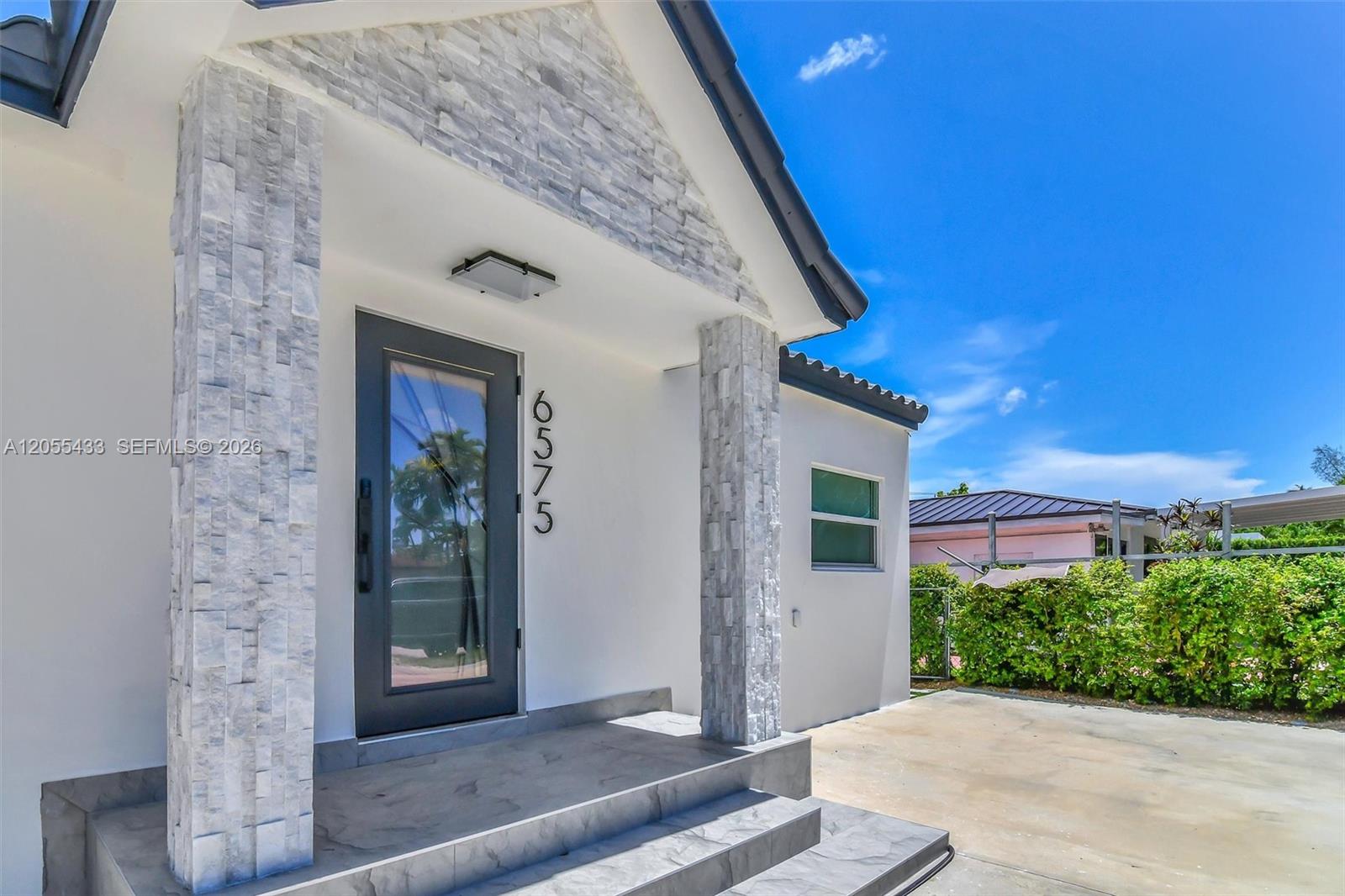 6575 SW 39th Terrace