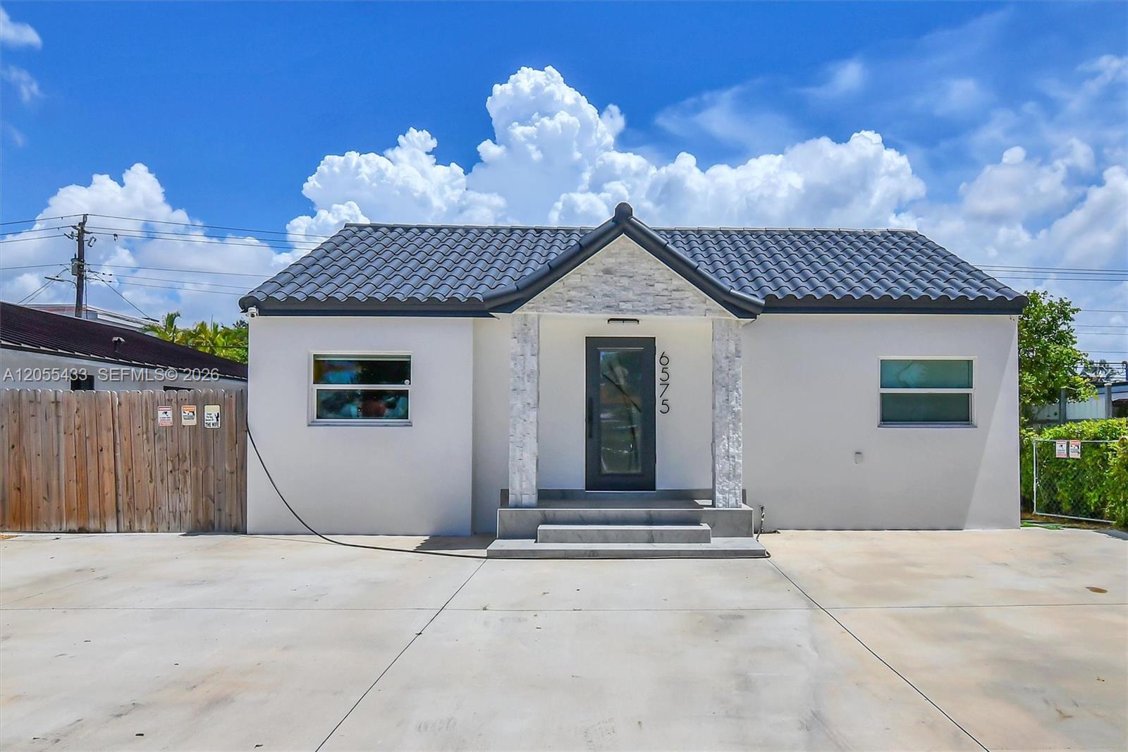 6575 SW 39th Terrace