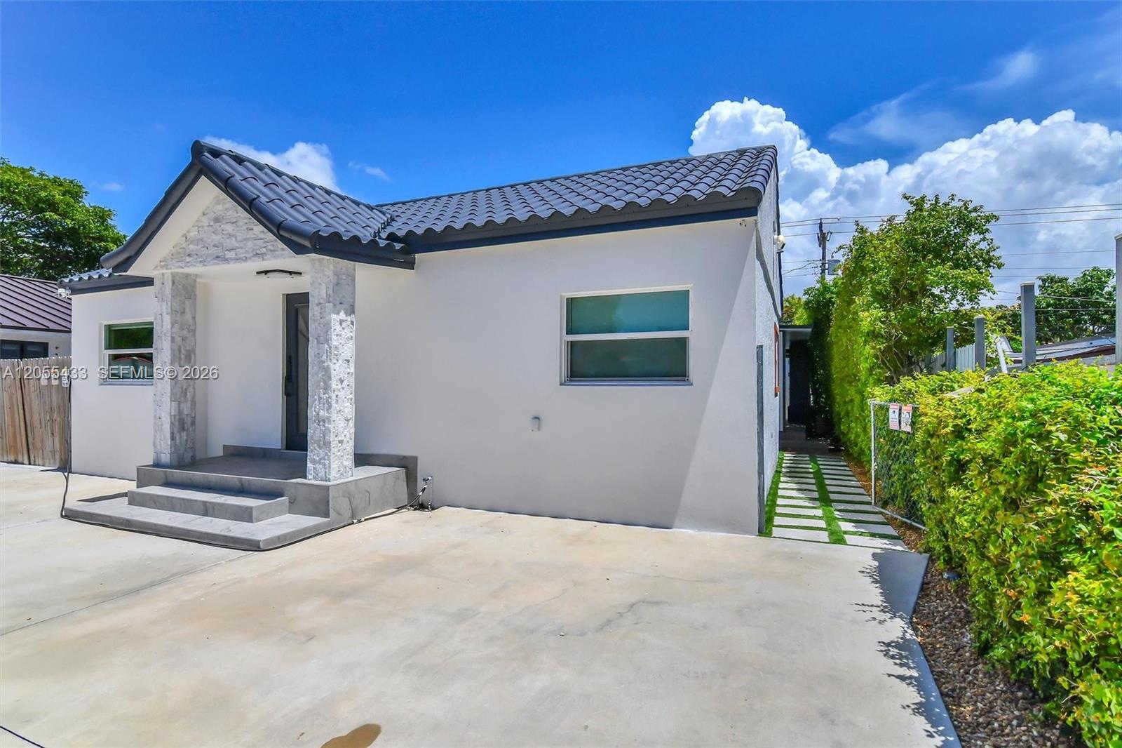 6575 SW 39th Terrace