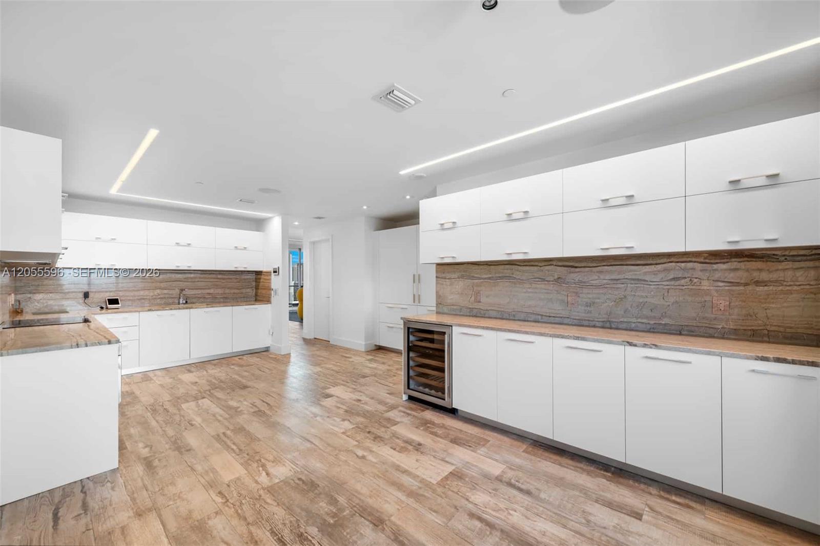 650 NE 32nd Street