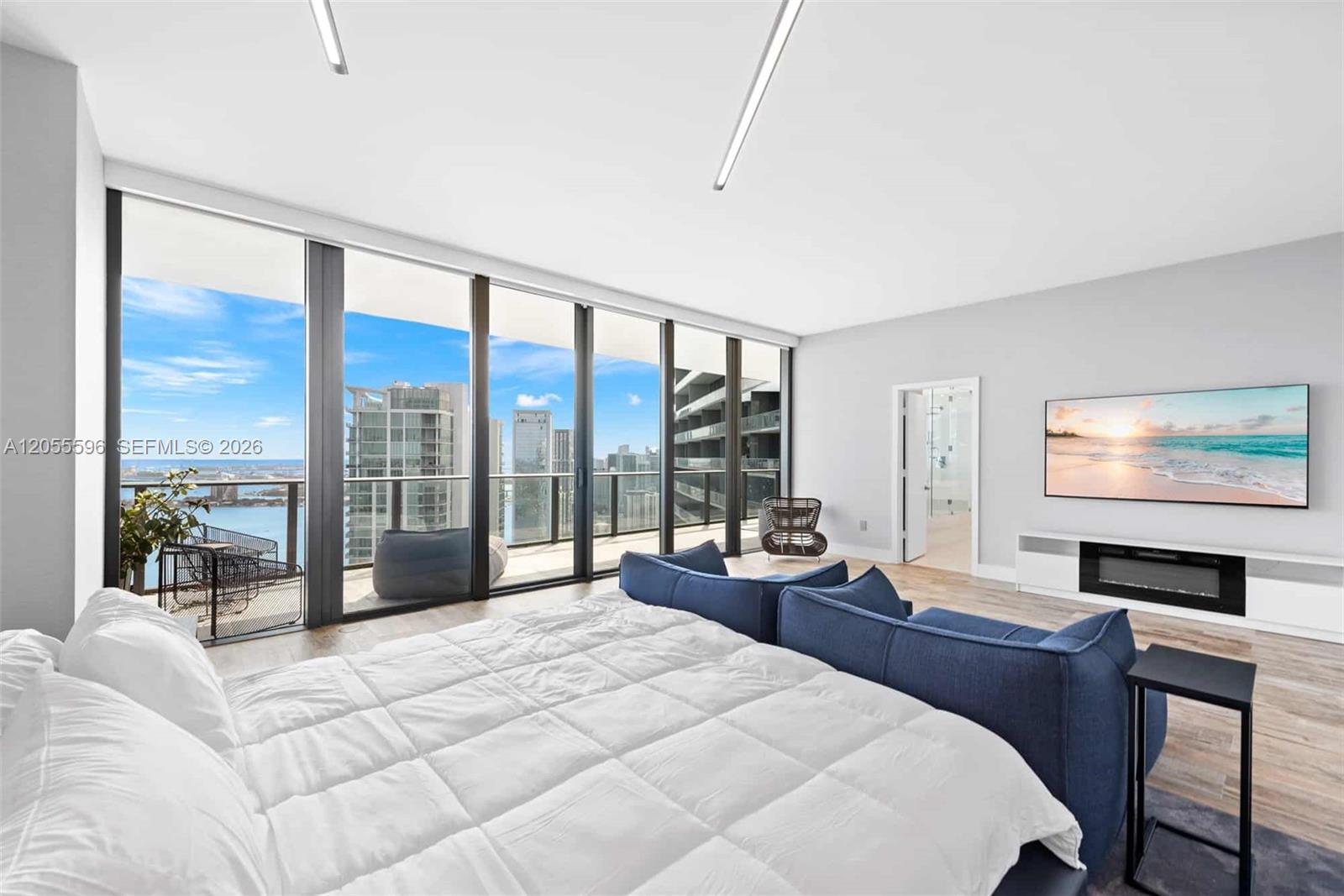650 NE 32nd Street