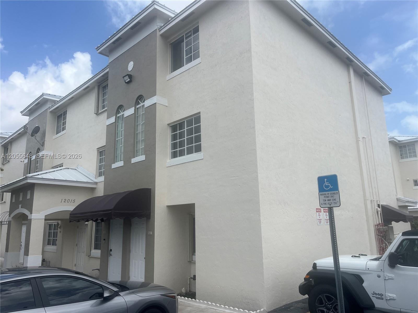 12015 SW 14 Street