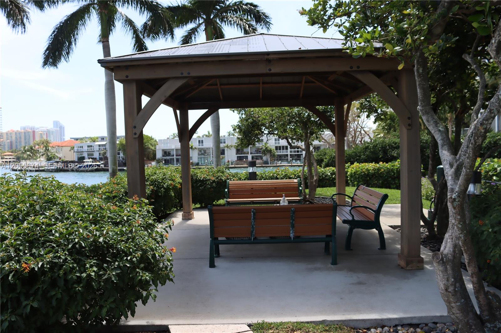 3000 Island Boulevard