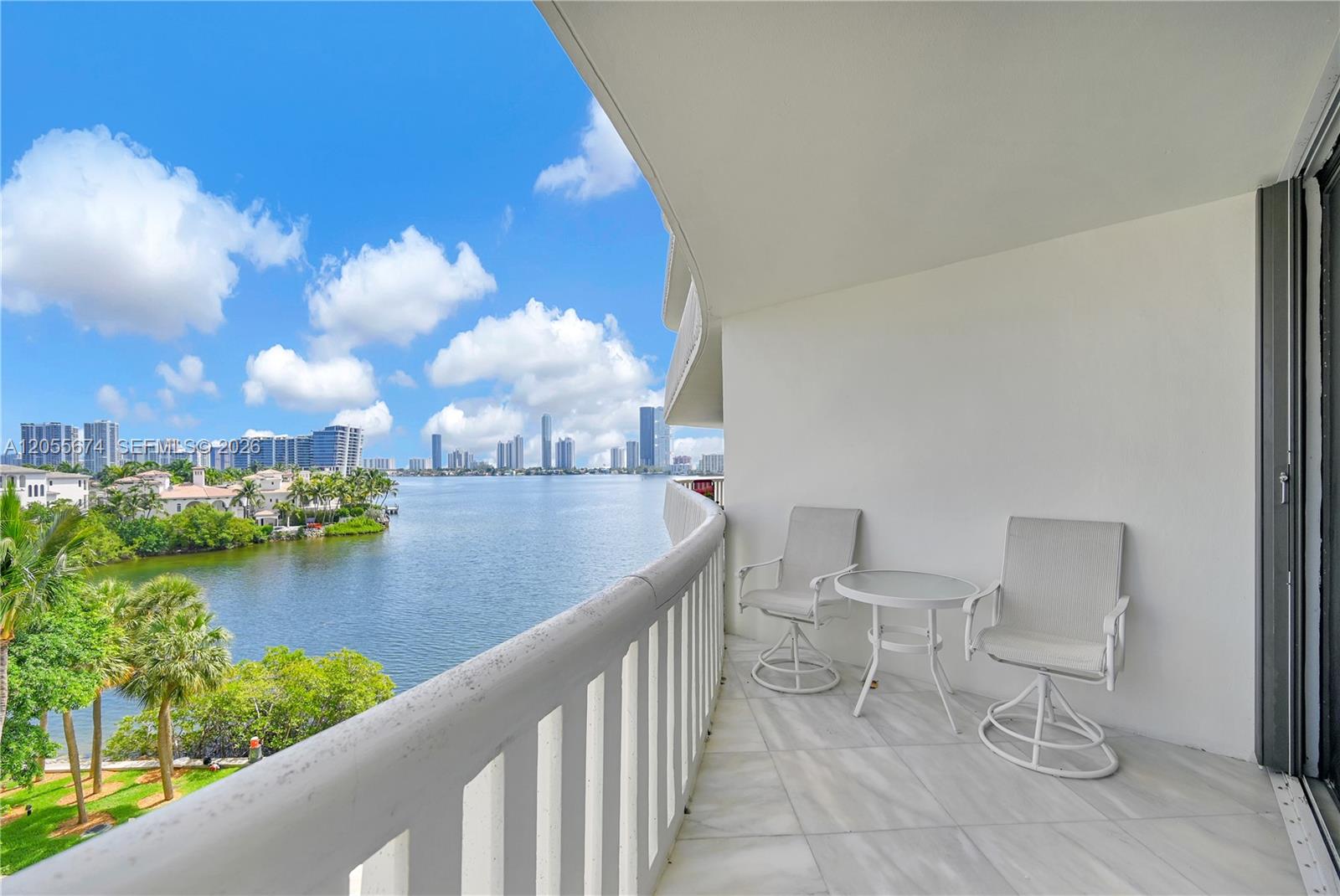 3000 Island Boulevard