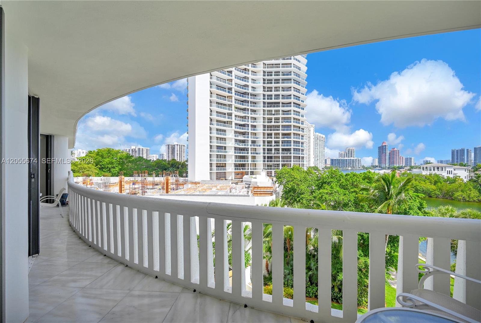 3000 Island Boulevard