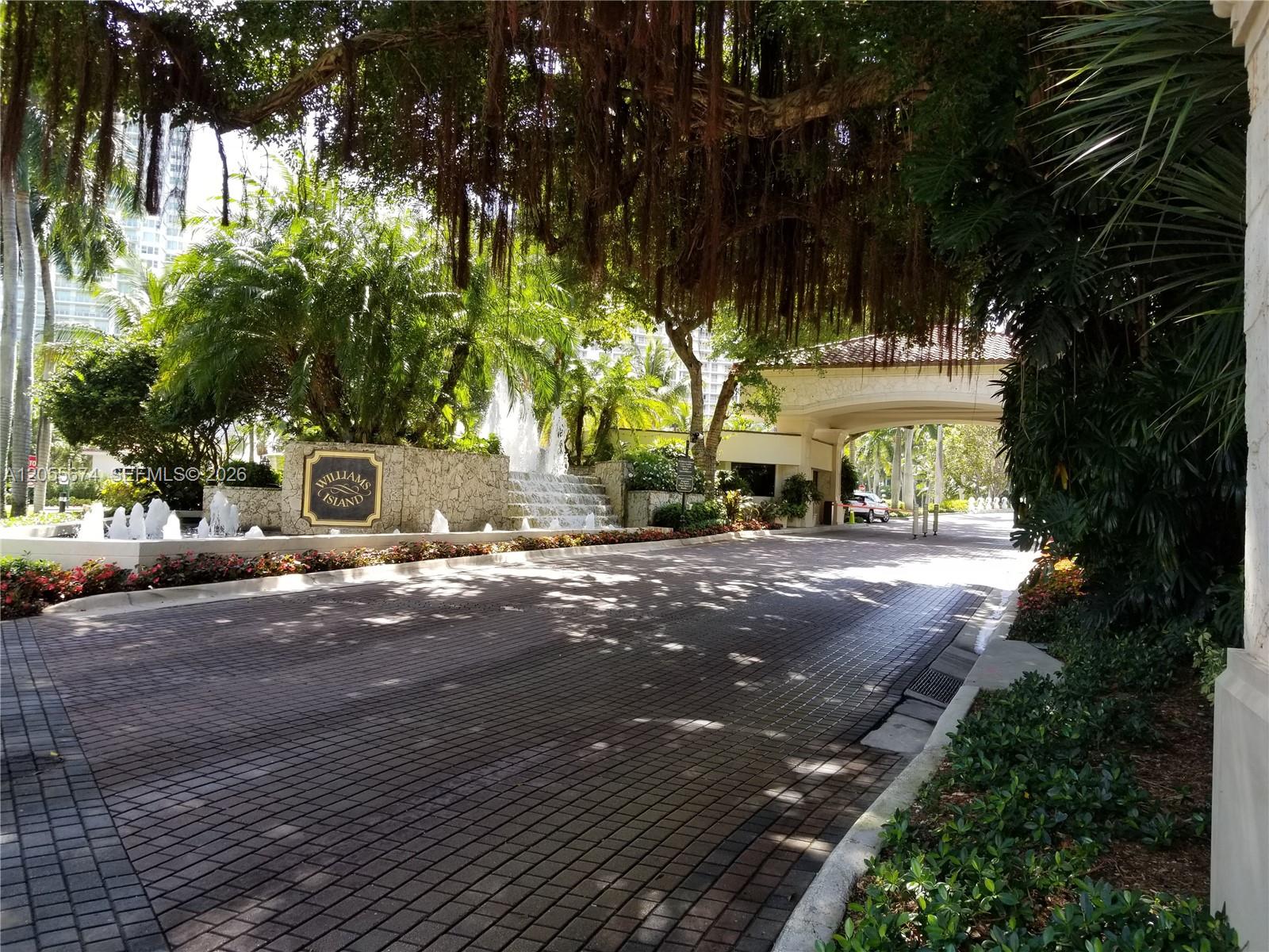 3000 Island Boulevard