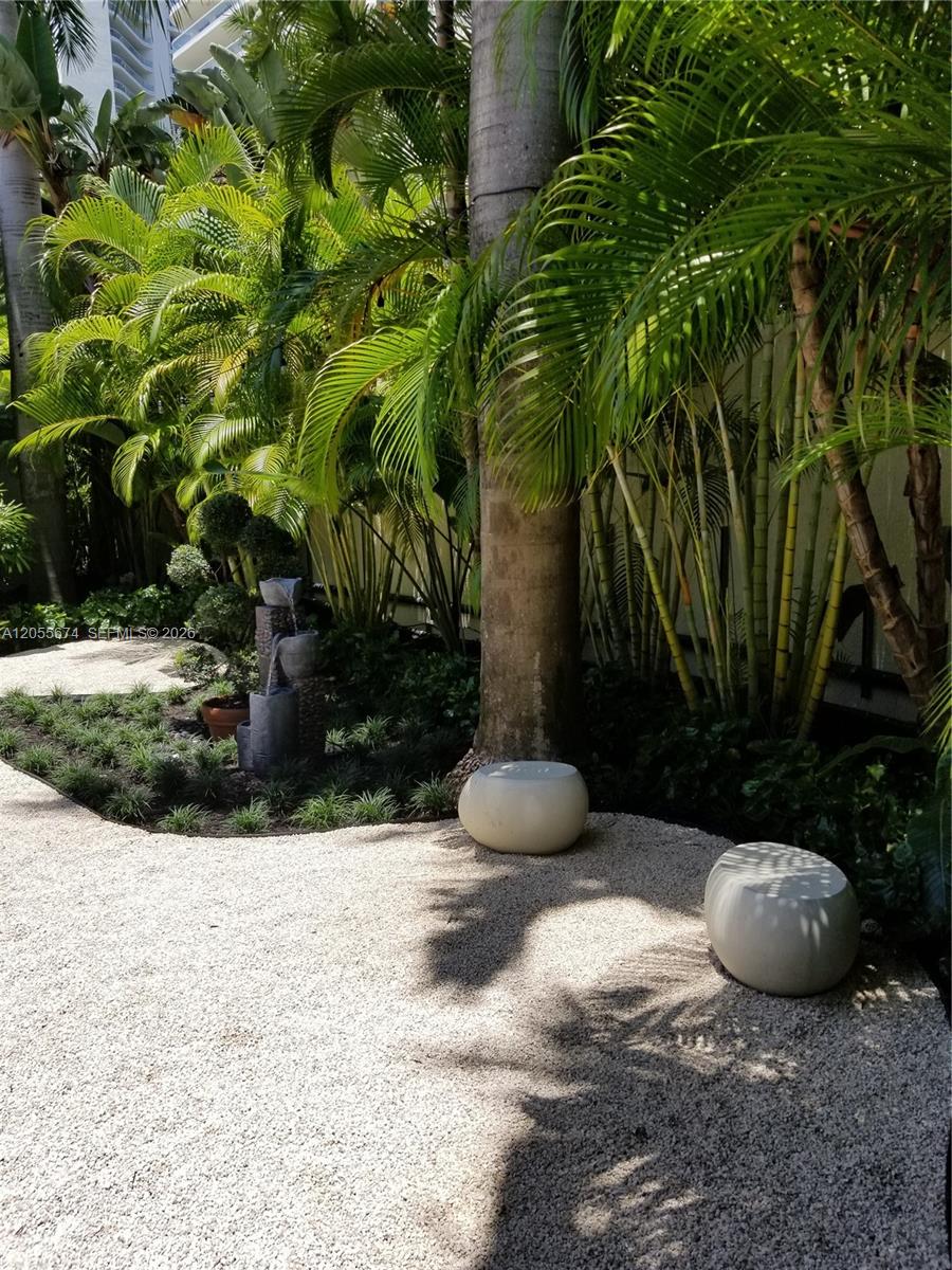 3000 Island Boulevard