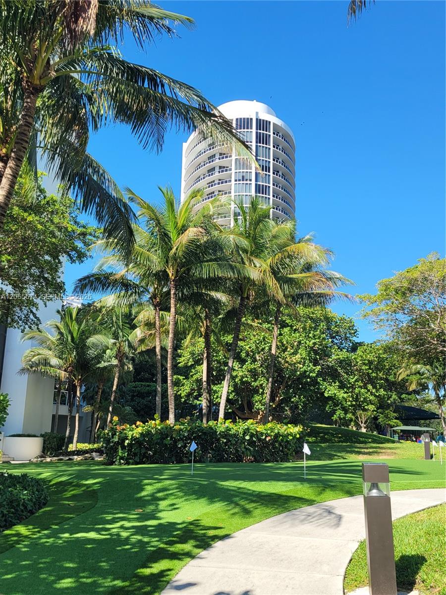 3000 Island Boulevard