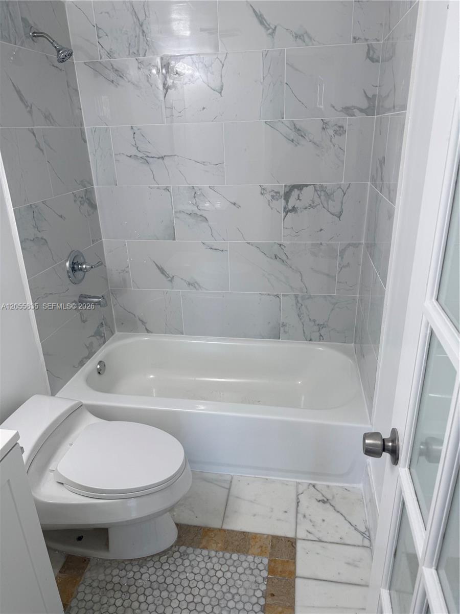 7195 NW 179th Street