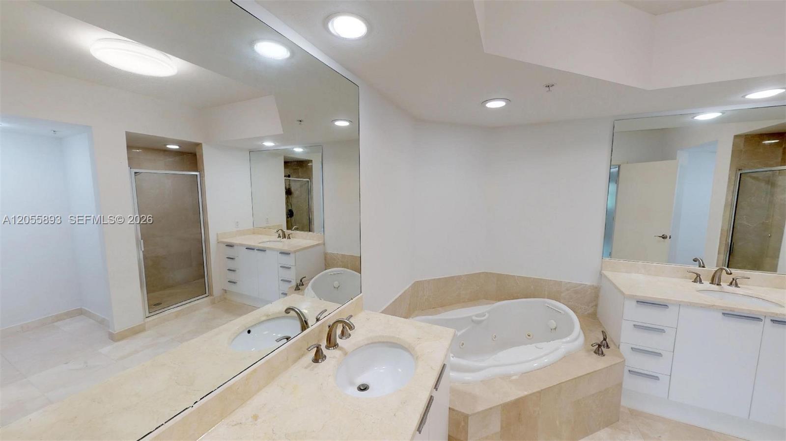 14951 Royal Oaks Lane