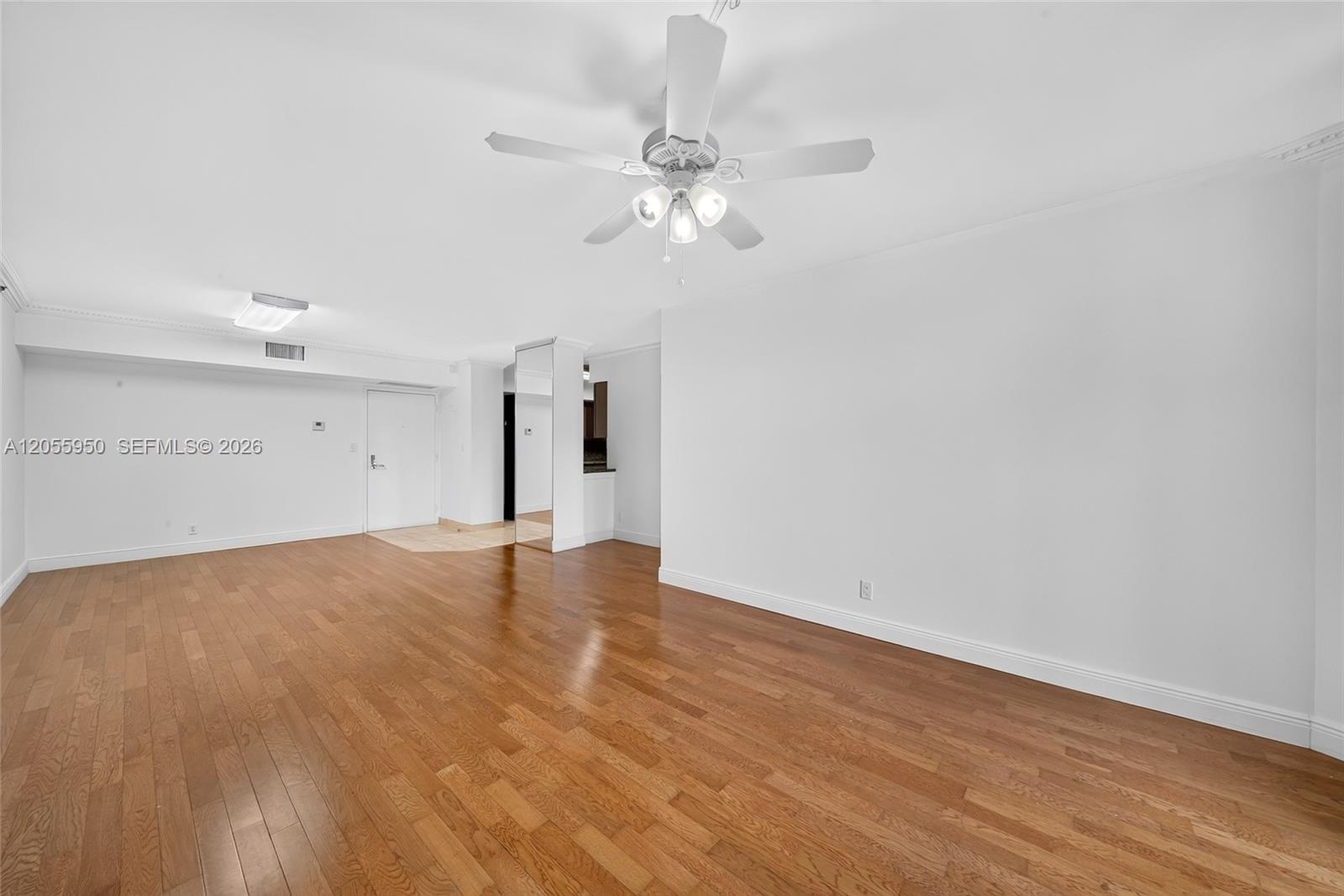 3600 Mystic Pointe Drive