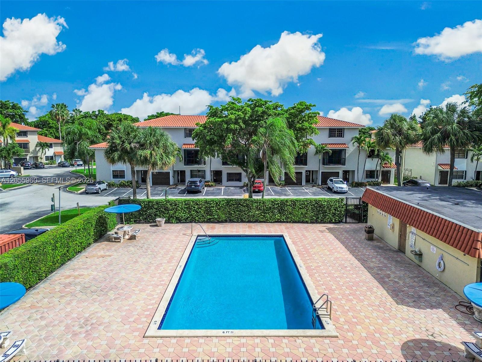 9732 Hammocks Boulevard
