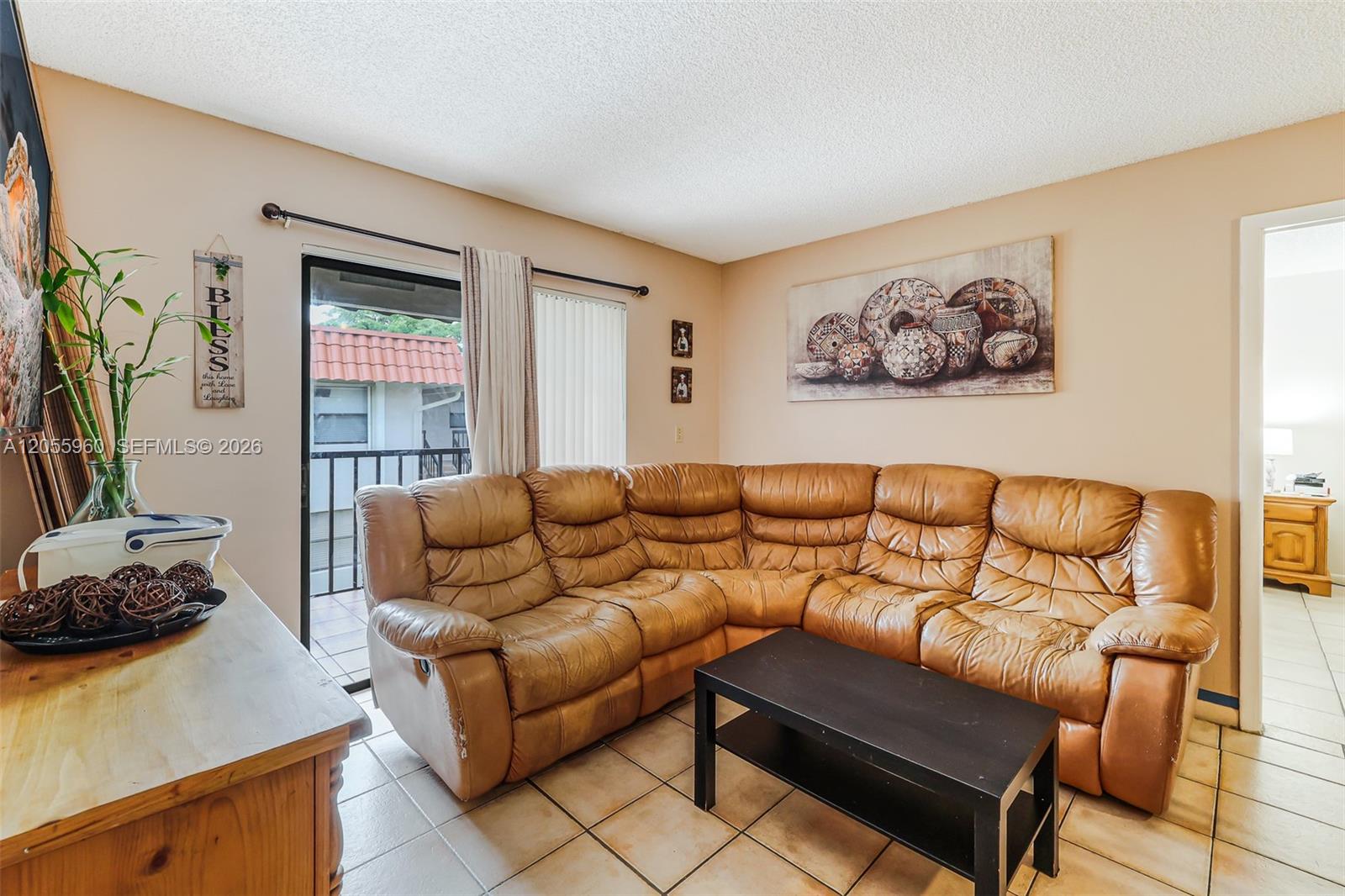 9732 Hammocks Boulevard