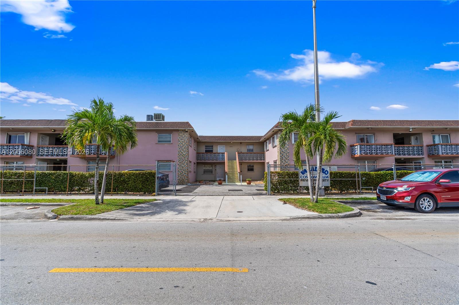1250 W 26th Place