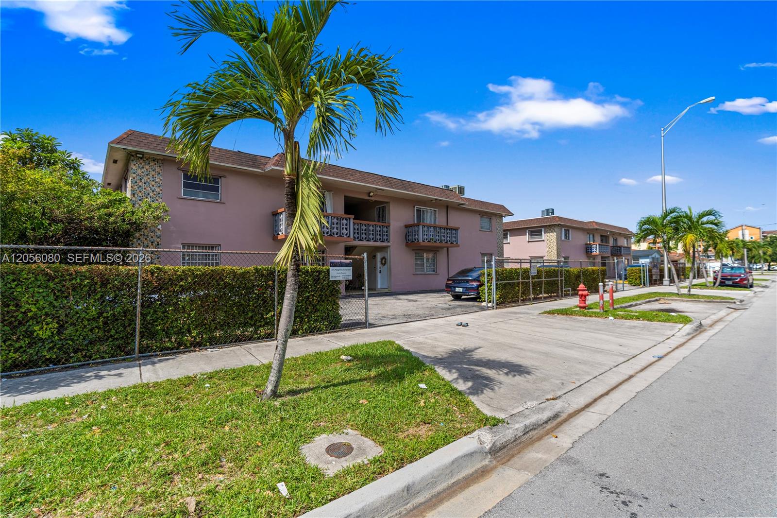 1250 W 26th Place
