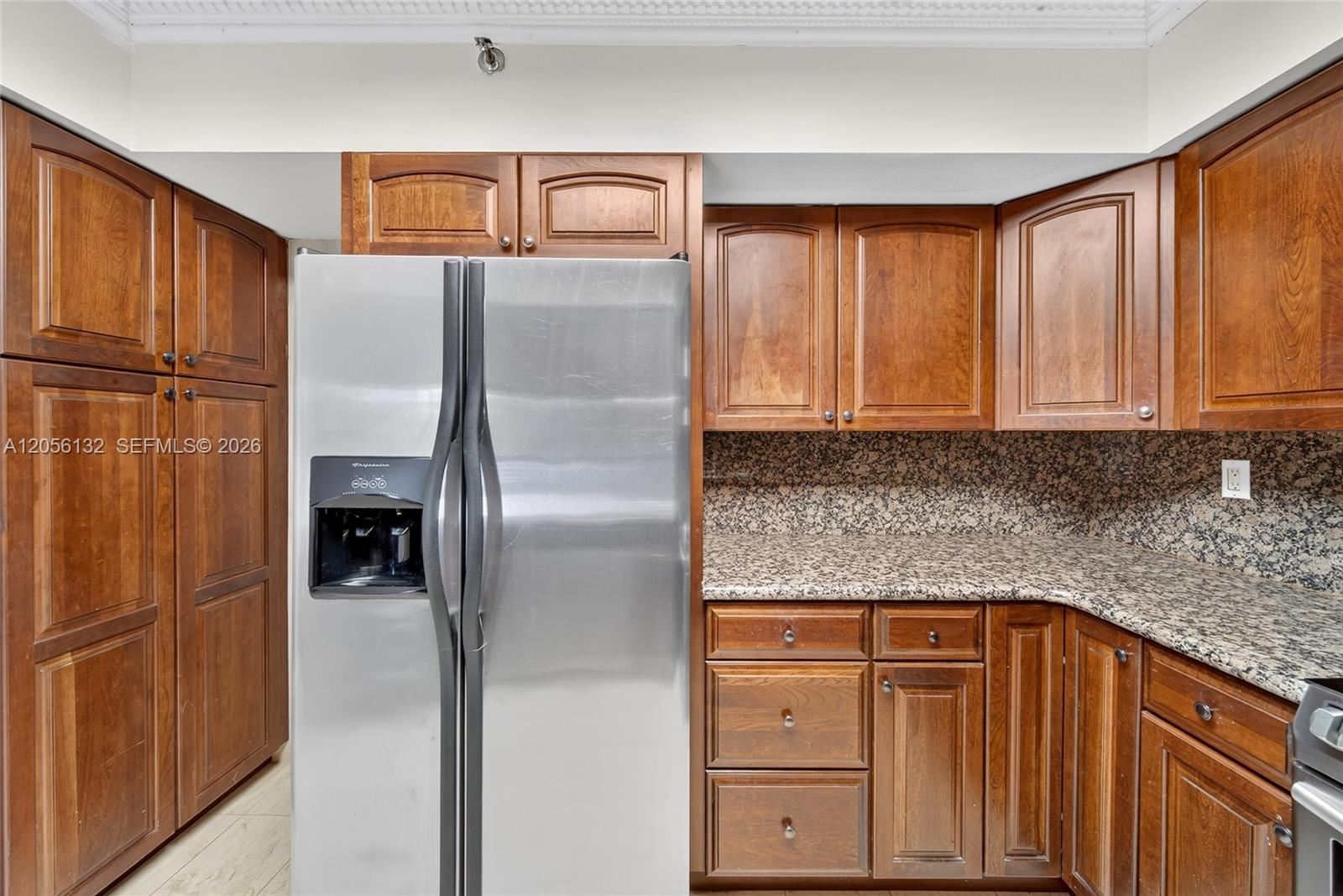 3600 Mystic Pointe Drive