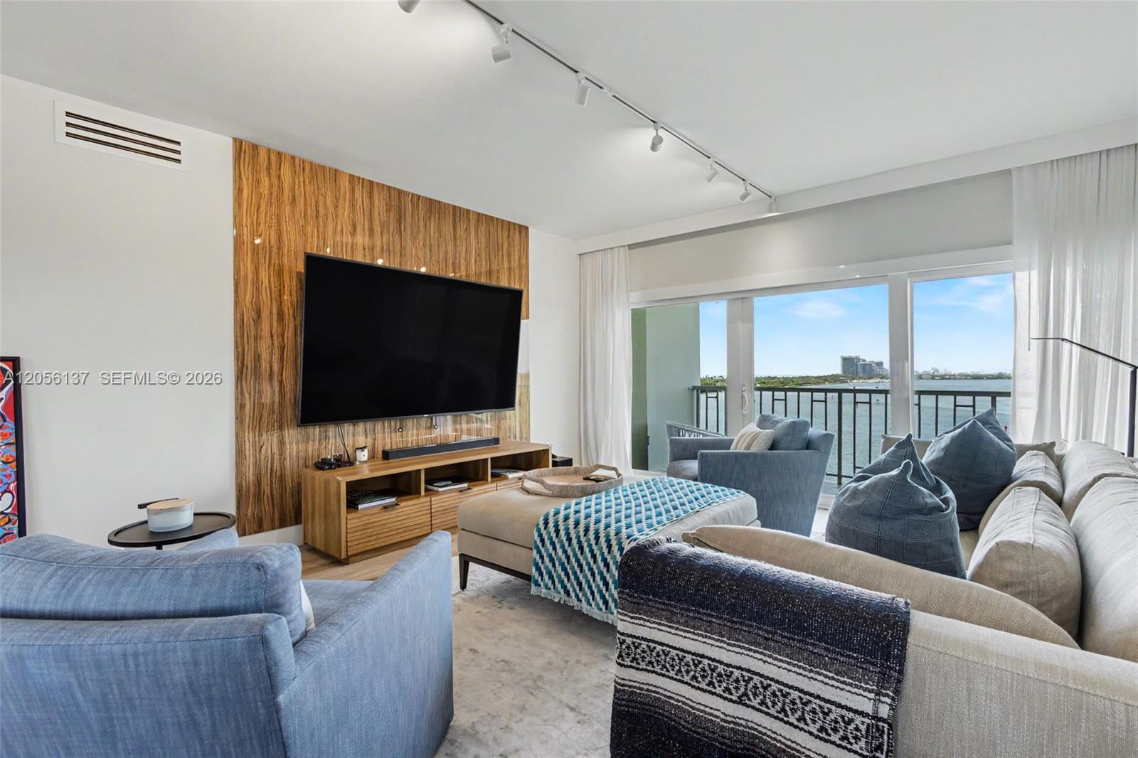 500 Bayview Drive