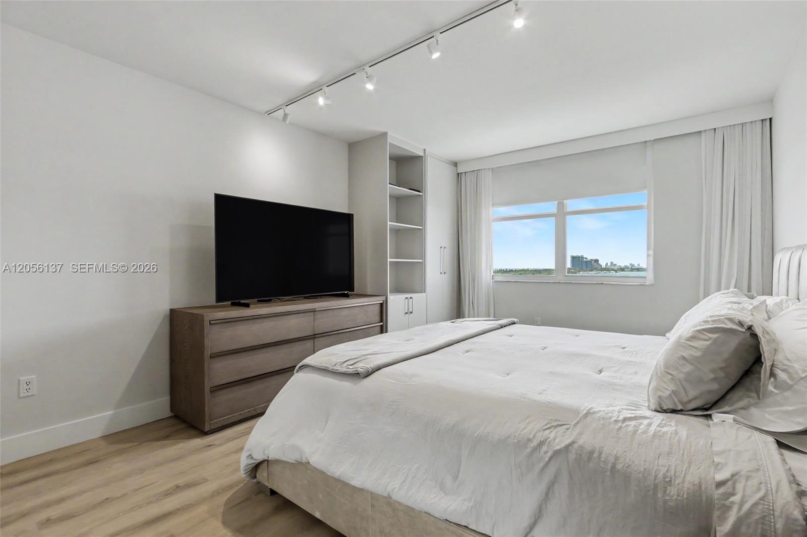 500 Bayview Drive