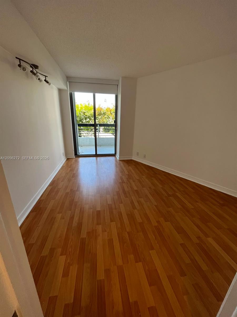 19101 Mystic Pointe Drive