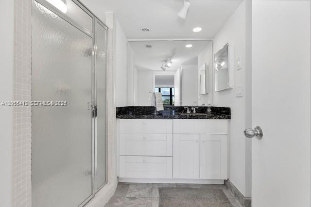 10101 E Bay Harbor Drive