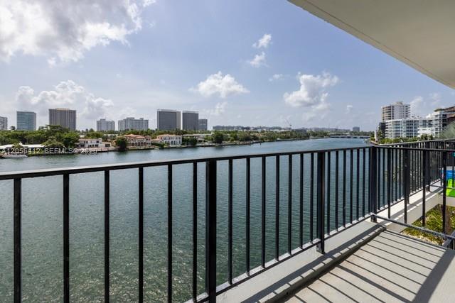 10101 E Bay Harbor Drive