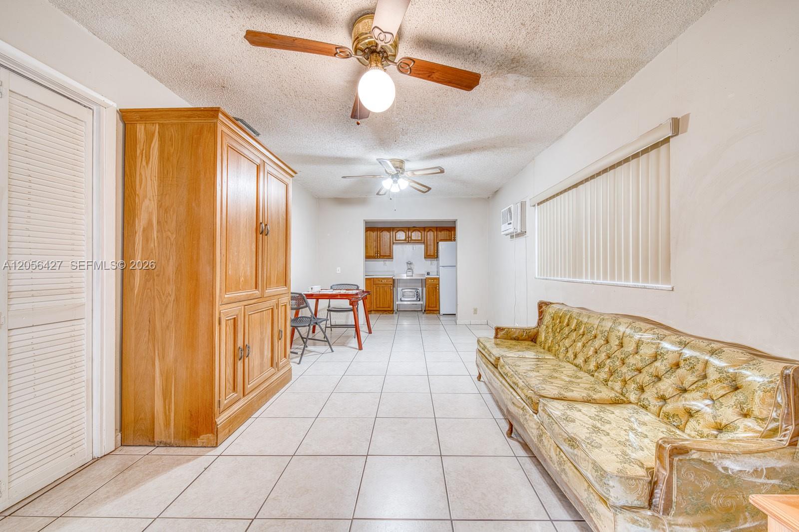 6335 SW 31st Street