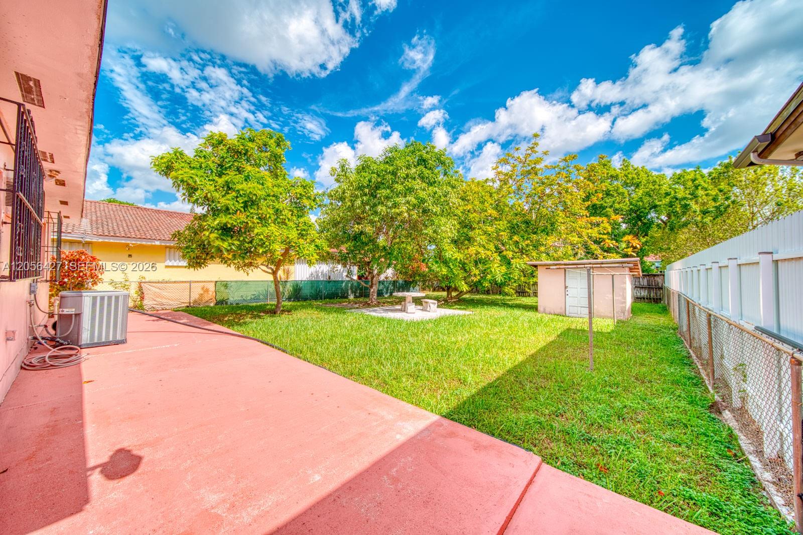 6335 SW 31st Street