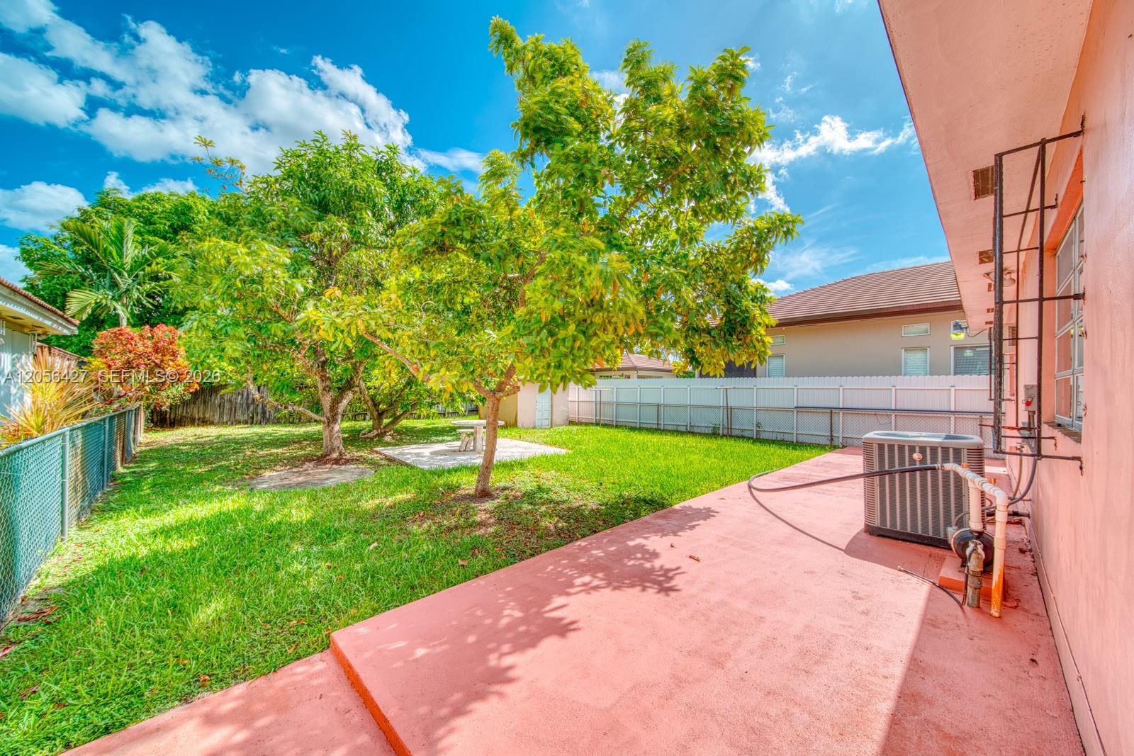 6335 SW 31st Street