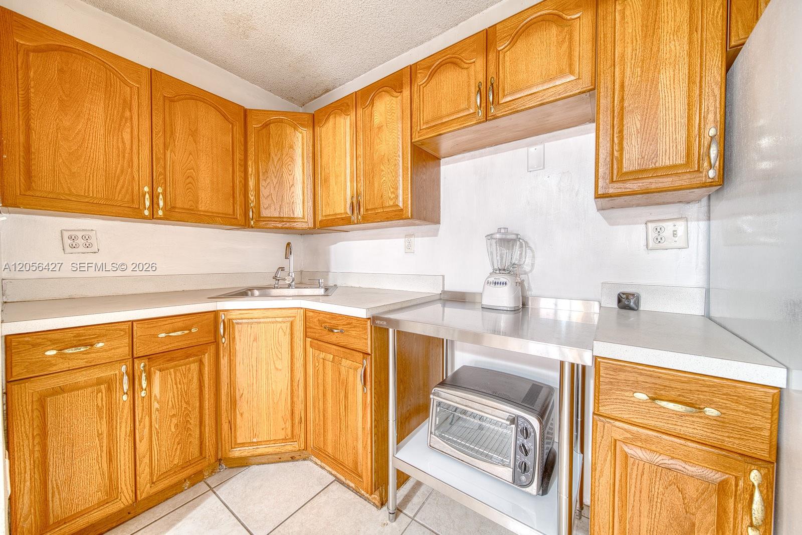 6335 SW 31st Street