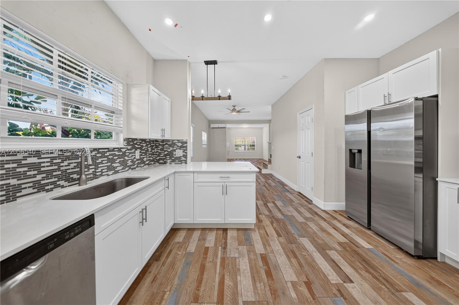 331 NW 1st Avenue gallery image #1